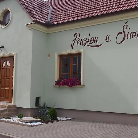 U Simecku Šatov